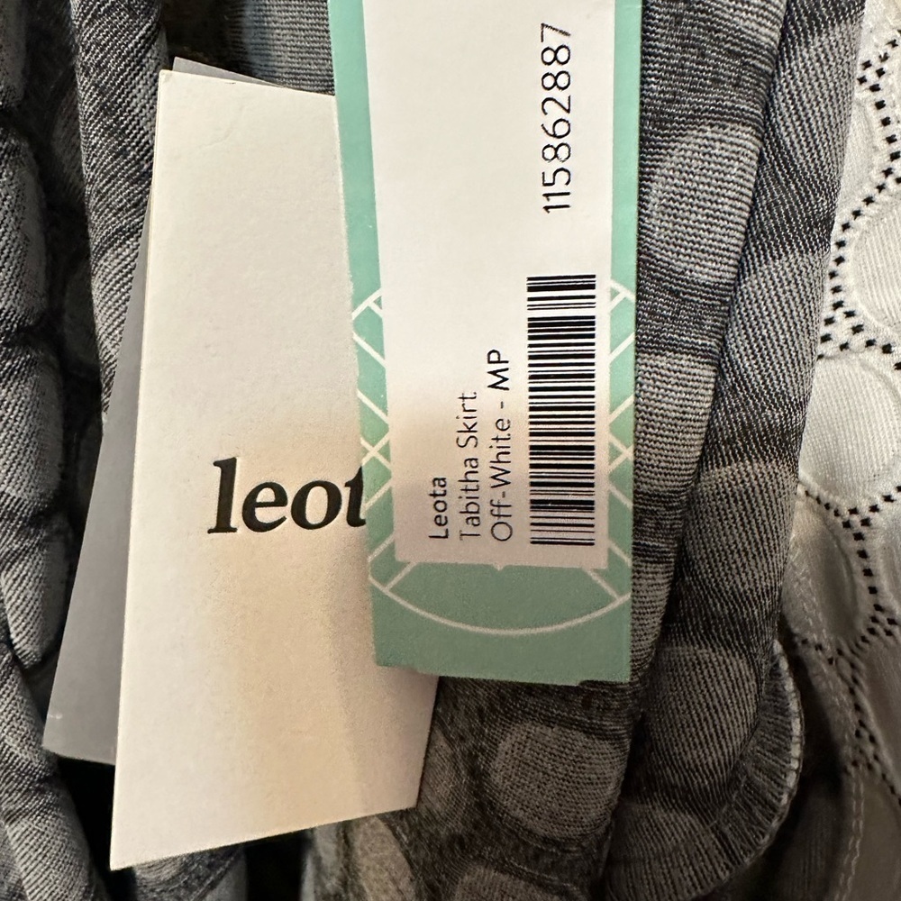 Leota Nwt Stitch Fix Nwt Ivory Black Dot Luxe Jacquard Pencil Skirt Size Pm — image 3 of 6